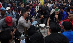 b2a563a6-c17c-4274-8c61-d859b4275603